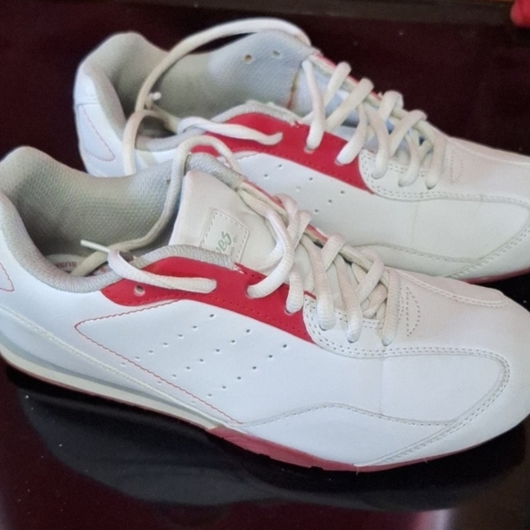 Curves for Women White & Red Walking Shoes - Size 7 Worn - Picture 2 of 6
